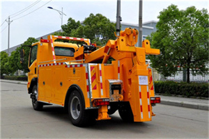 朝阳公园高速路拖车费